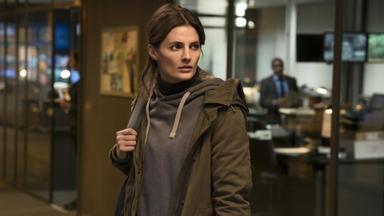 Absentia 1x1