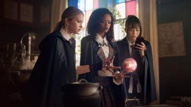 Coven Academy: El Secreto de las Brujas 1x2